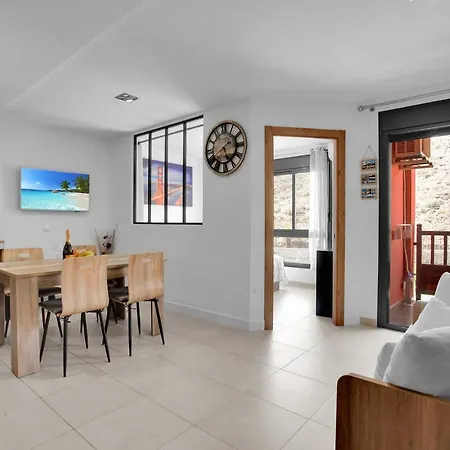 Nice Mocan, Garage, Pool, Fiber, Padel, Air Con 팔름-마르
