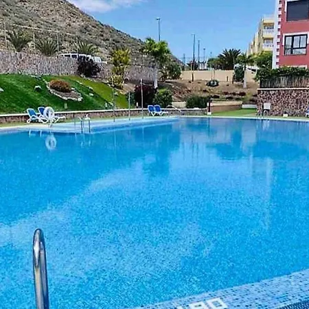 Nice Mocan, Garage, Pool, Fiber, Padel, Air Con Appartement
